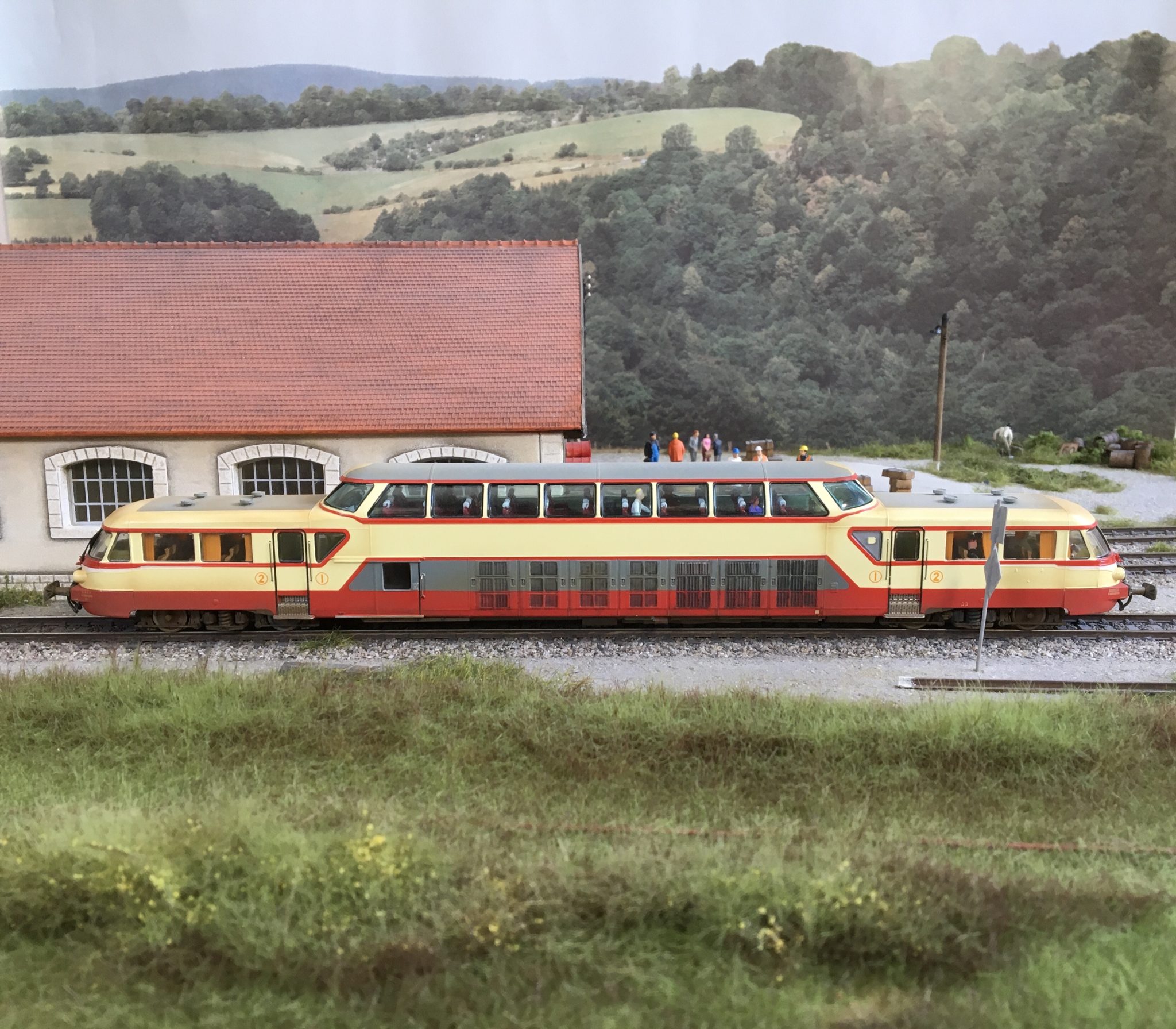 Autorail Diesel De Dietrich X-3709 SNCF Ep III Analogique HO MISTRAL 21 05 S002